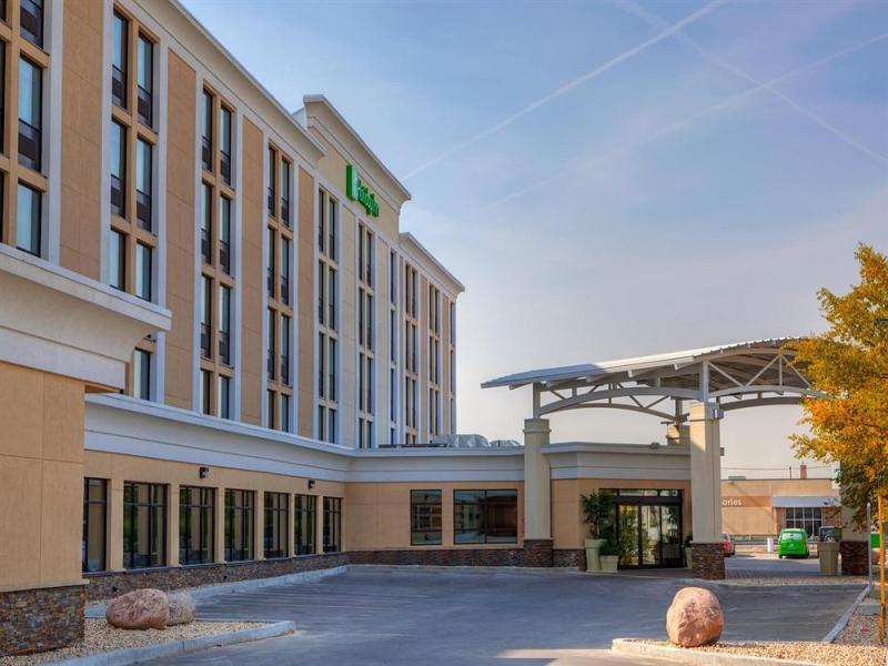 Holiday Inn Express Winnipeg Airport - Polo Park By Ihg Exterior foto